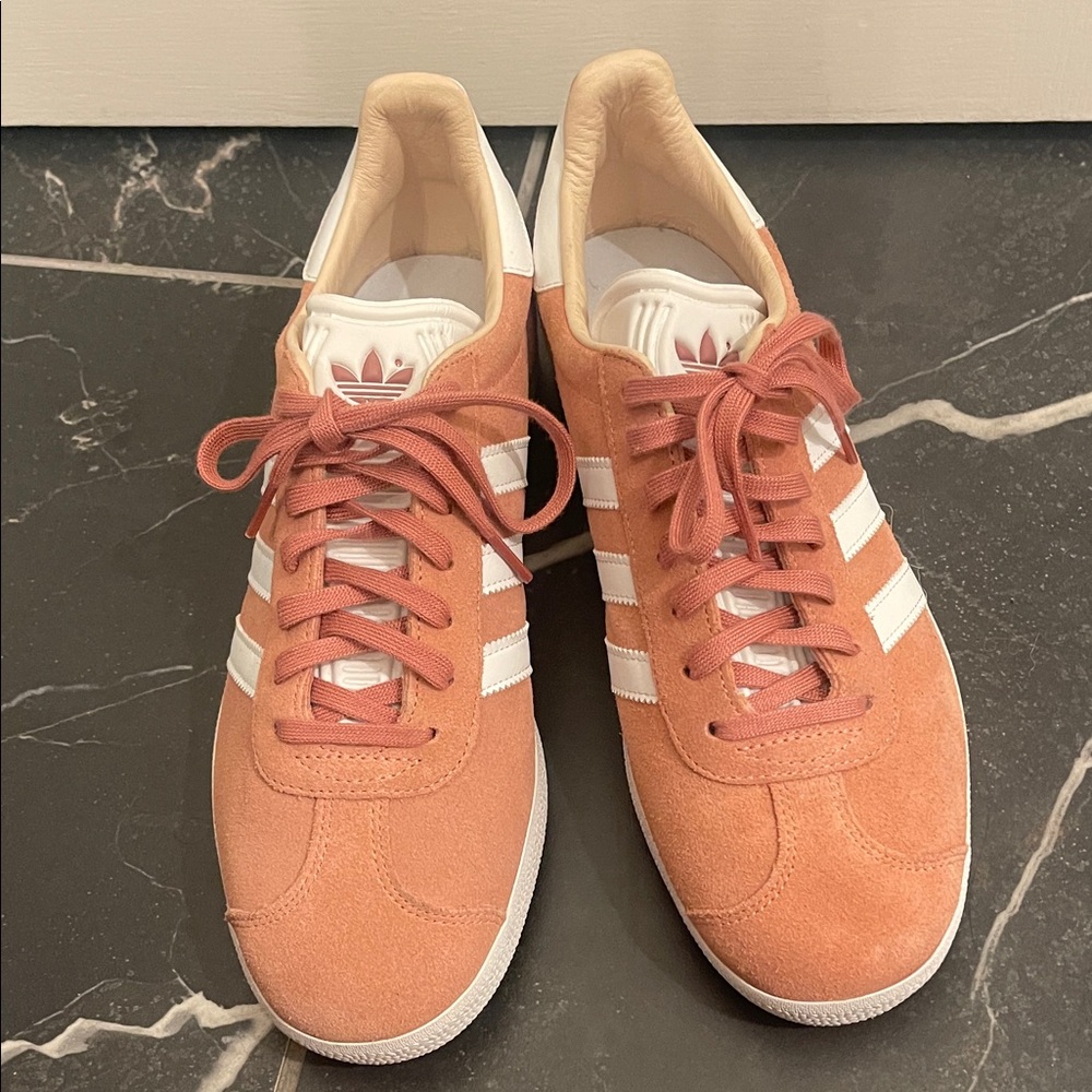 Adidas Gazelle Coral and White Sneakers - Picture 7 of 10